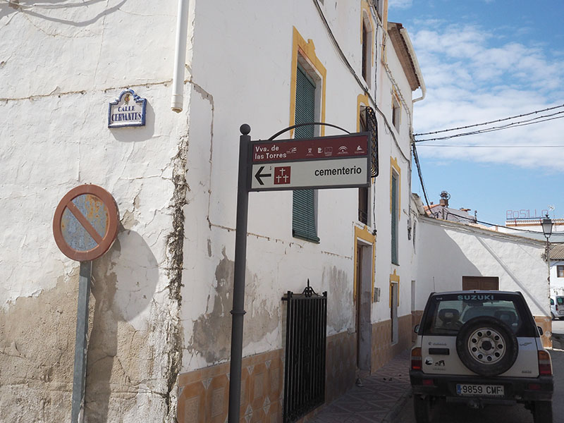 la señal de al cementerio