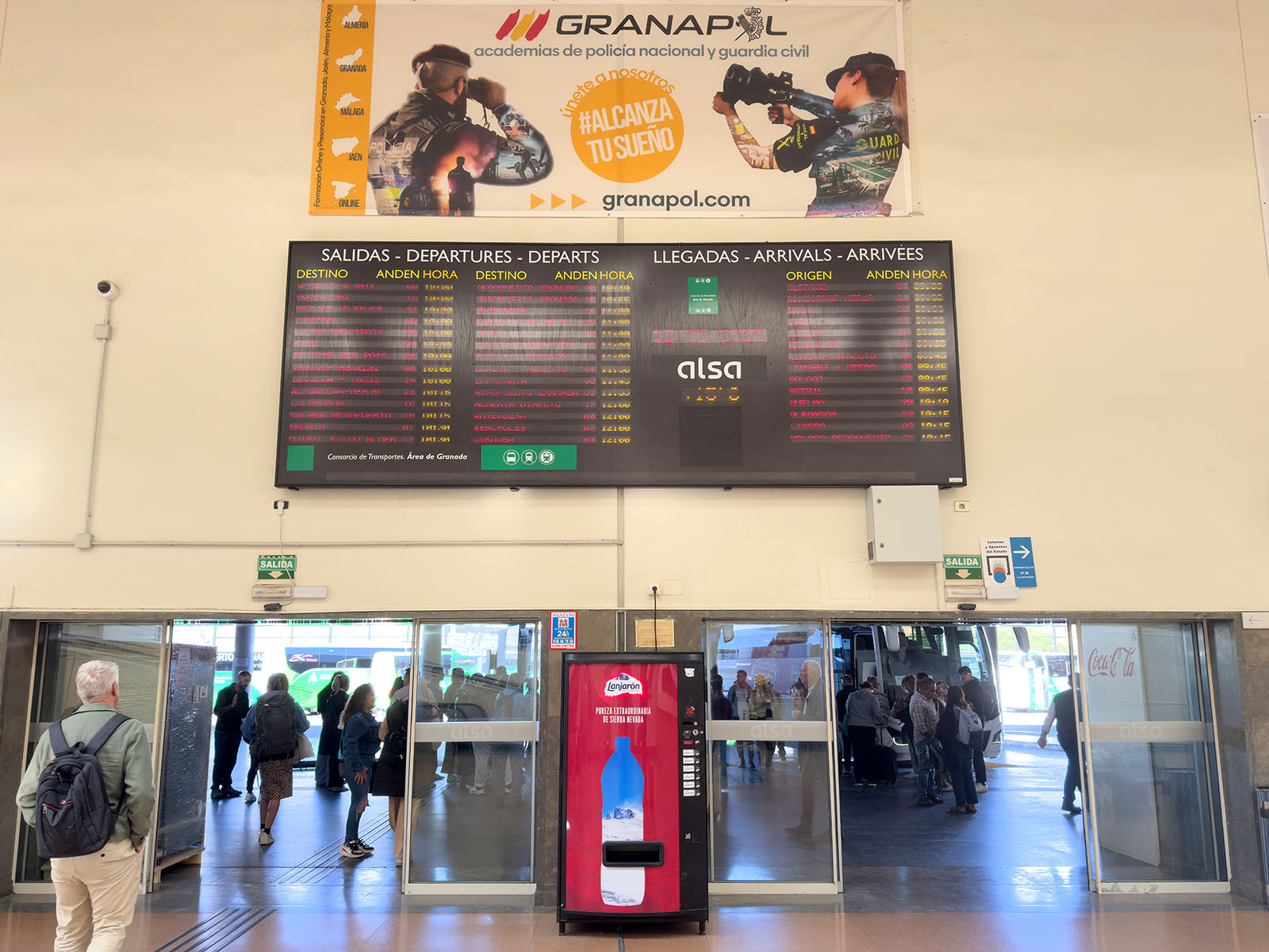 グラナダ中央バス駅