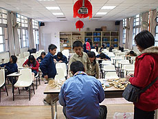 alt="平静国民小学校の給食"