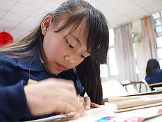 alt="平静国民小学校の給食"