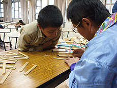 alt="平静国民小学校の給食"