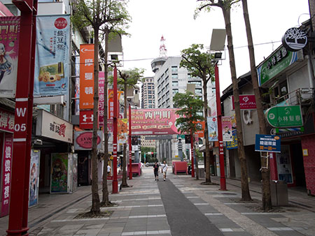 朝の西門町