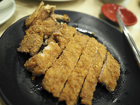 「伍柒玖」の排骨フリッタ